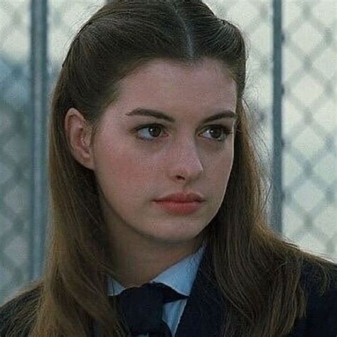 Anne Hathaway | Princess diaries, Anne hathaway, Girl icons