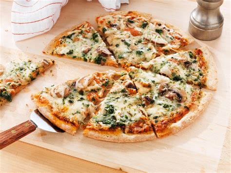 Mushroom and Spinach Pizza Recipe | Awesome Cuisine