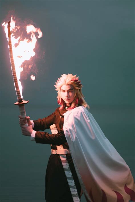 Phil Mizuno – Rengoku Cosplay – Enchanted Expression