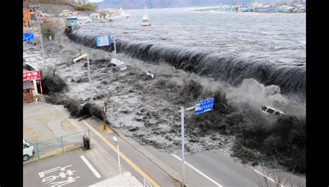 Japan hit by 4 feet Tsunami after massive earthquake struck ...