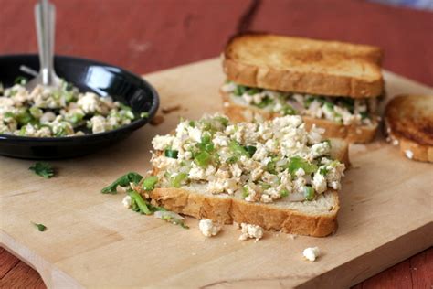 Paneer Sandwich Recipe - Healthy Vegetarian Sandwich for Kids