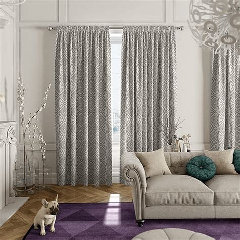 Warm Up Your Living Room With Winter Curtains – HomeDecorish