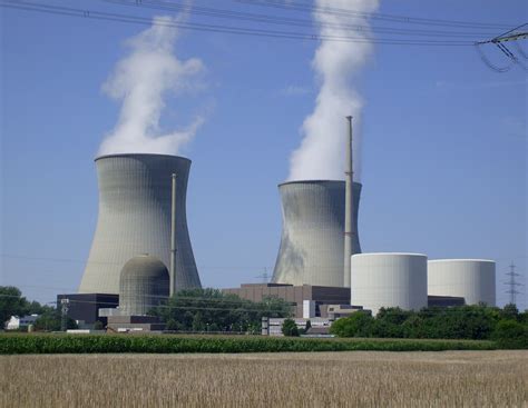Fichier:Gundremmingen Nuclear Power Plant.jpg — Wikipédia