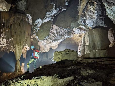 Quảng Bình Cave System: 5 Amazing Caves Discovered, Spanning 3.3km