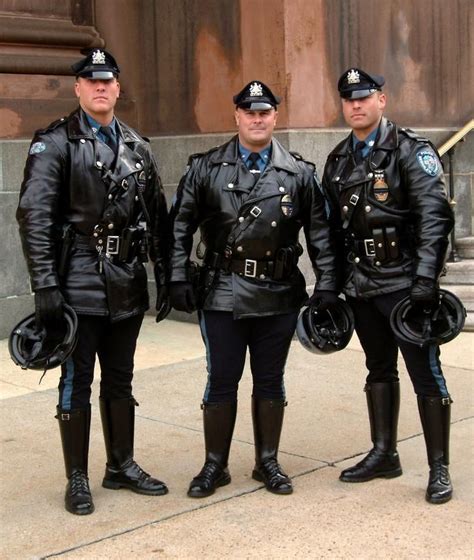 Pin by olbspazzz on cccolb | Hot cops, Men in uniform, Cop uniform