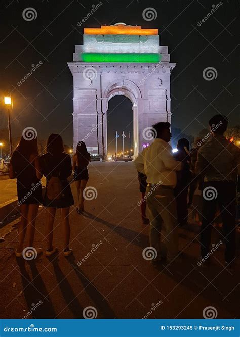 India Gate night view editorial image. Image of night - 153293245