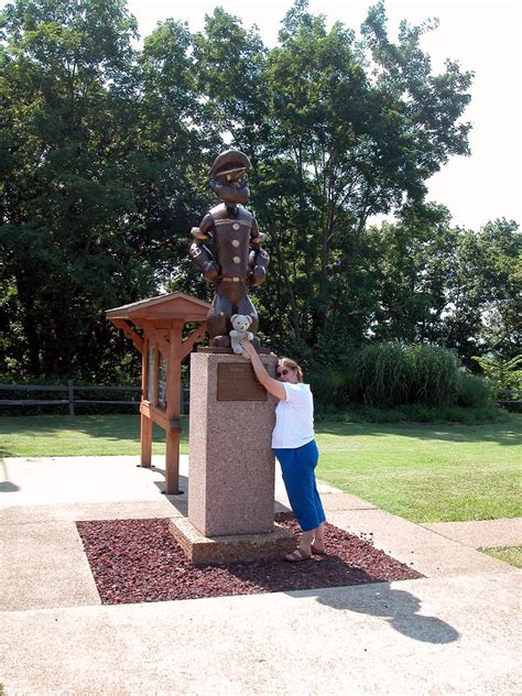 20030721 16 Popeye Statue, Chester, IL | The Popeye statue h… | Flickr