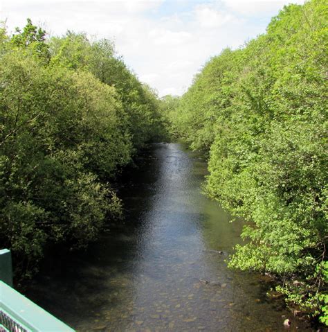 Upstream along the Rhymney River near... © Jaggery cc-by-sa/2.0 :: Geograph Britain and Ireland