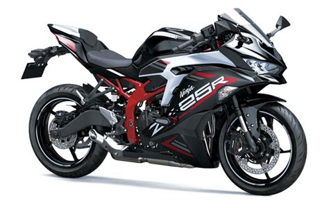 Most Powerful 250cc - Kawasaki ZX-25R Specifications Listed