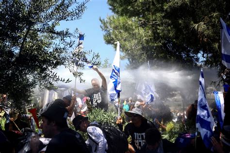 Thousands rally as Israel's parliament passes judicial bill - July 24, 2023 | Reuters