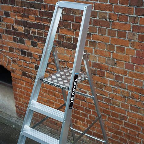 Heavy-Duty Platform Step Ladders - TB Davies™