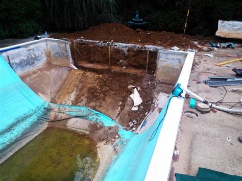 Vinyl Pool Repair | Subcomm Pools