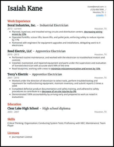 7 Electrician Resume Examples [& Templates]