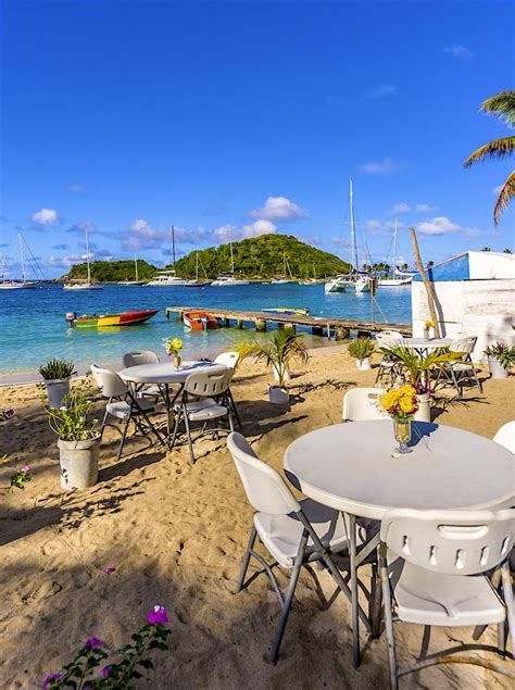 Guide to the Grenadines: an island for every traveler - Lonely Planet