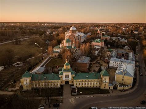 The Pokrovsky Khotkov Convent near Moscow · Russia Travel Blog