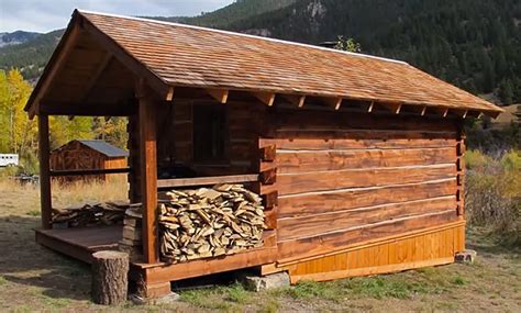 How To Build A Square Log Cabin - Off Grid World