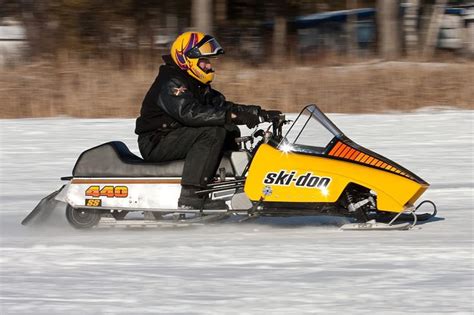 Vintage 1978 SkI Doo Blizzard 440 sno pro | Vintage sled, Snocross, Snow sled