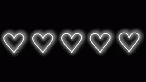 Gio Black And White GIF - Gio BlackAndWhite Hearts - Discover & Share GIFs