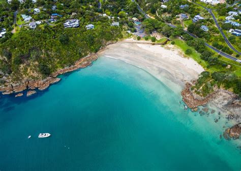 7 of the Best Beaches on Waiheke Island