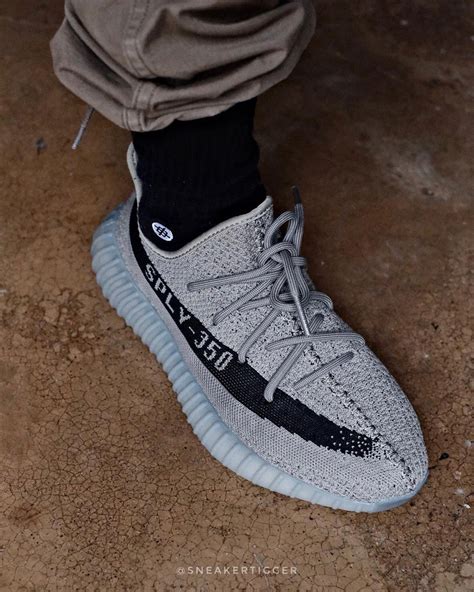 adidas Yeezy Boost 350 V2 Granite HQ2059 | SBD