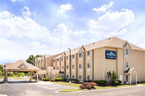 Microtel Inn & Suites by Wyndham Claremore | Claremore, OK Hotels