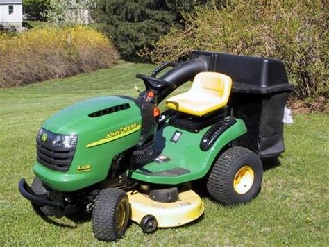 John Deere L100, L108, L110, L111, L118, L120, L130 Lawn Tractors ...