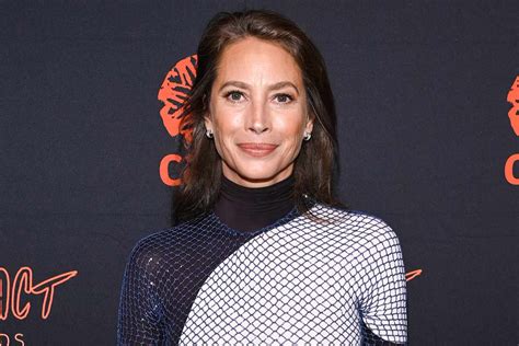 Christy Turlington Admires Women Who Stay ‘Away from Augmentation’