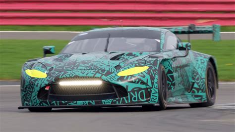 Aston Martin confirms new Vantage GT3 for Le Mans 2024 – pictures | evo