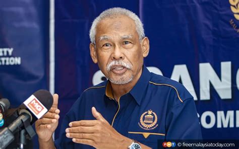 Leave political appointees out of police conduct commission, says ex ...