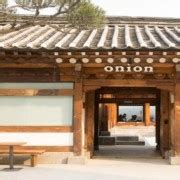 Seoul Oraegage Bukchon Hanok Walking Tour | GetYourGuide