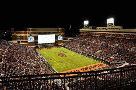 Fans react to Boone Pickens Stadium opening | Sports | ocolly.com