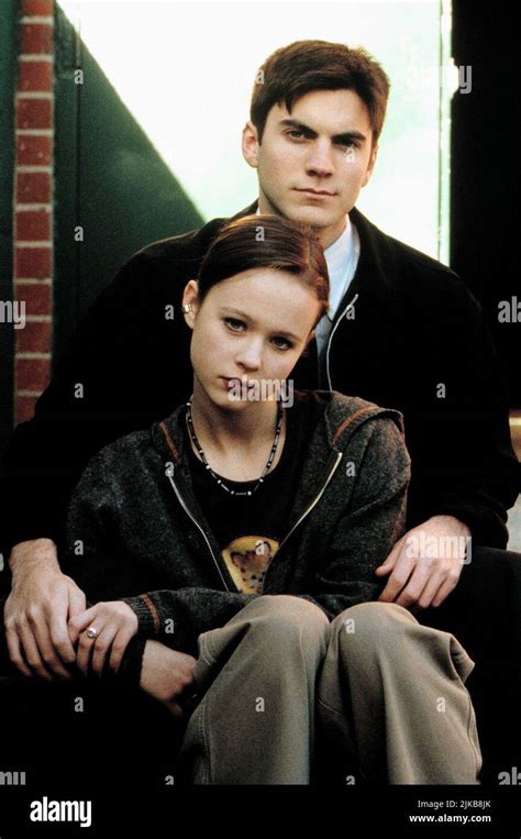 1999 usa director sam mendes thora birch wes bentley hi-res stock photography and images - Alamy