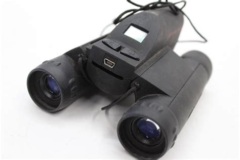 Simmons Captureview Binoculars/Digital Camera | Property Room