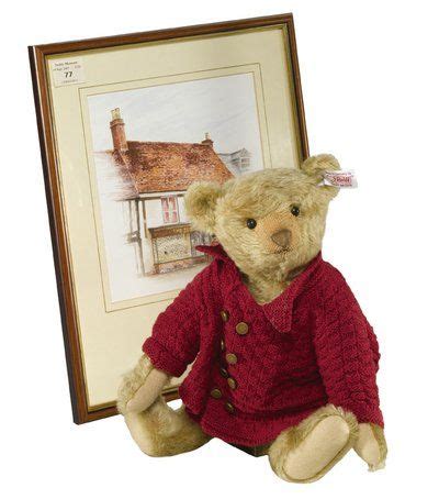 This is a replica of one of the favourites at the Stratford-upon-Avon Teddy Bear Museum before ...