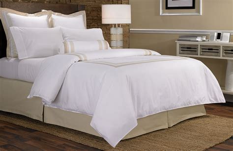 Buy Luxury Hotel Bedding from Marriott Hotels - Block Print Bedding Set