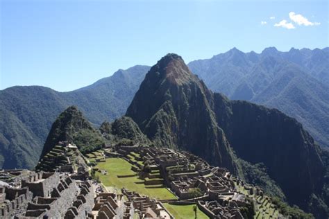 Should I hike Huayna Picchu or Machu Picchu Mountain?