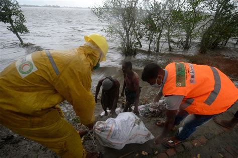 Huge Cyclone Amphan slams into India's coast, and it's already a killer - CARE