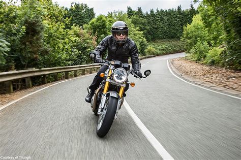 Brand new Triumph Thruxton R! - BikeBrewers.com