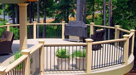 Deck Railing Ideas - Landscaping Network