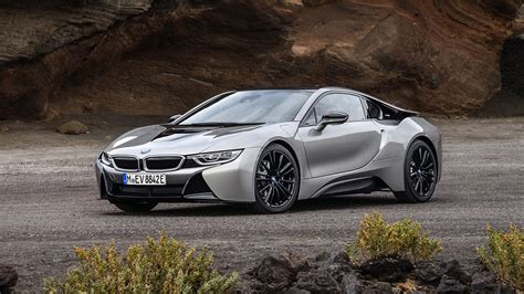 BMW i8 Review (2018) | Top Gear