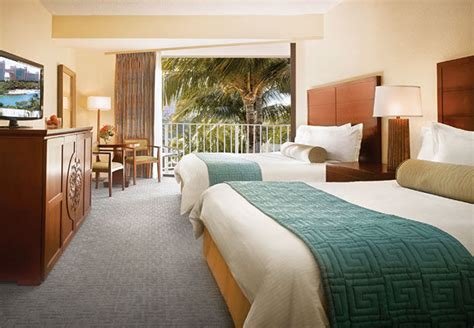 Atlantis Coral Towers resort in Nassau for $222 - The Travel Enthusiast ...