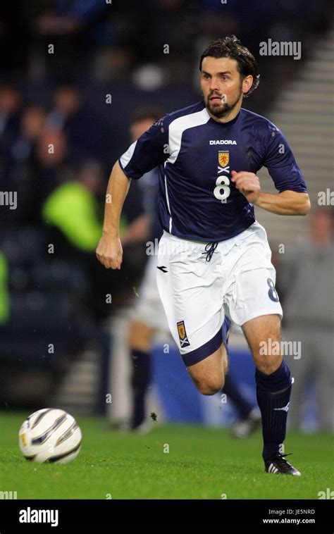 PAUL HARTLEY SCOTLAND & HEART OF MIDLOTHIAN HAMPDEN PARK GLASGOW ...