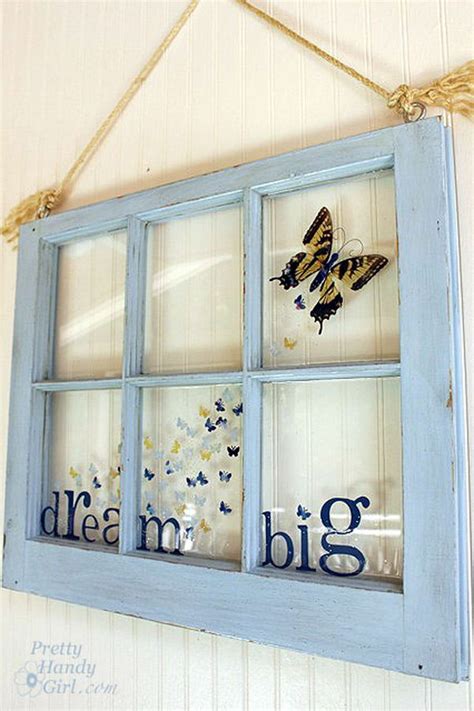 20+ DIY Old Window Decoration Ideas 2022