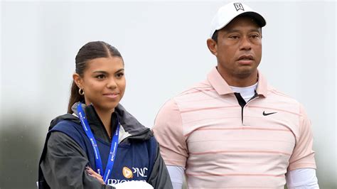 Tiger Woods’ daughter, Sam, serves as his caddie for first time – WPXI