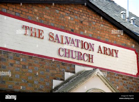 Salvation army church hi-res stock photography and images - Alamy