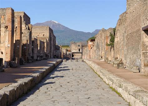 Enjoy a private guided tour of Pompeii | Audley Travel