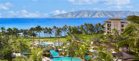 13 of the Best Maui Resorts For Families - The Family Vacation Guide