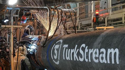 1 miliar meter kubik gas pertama dipasok melalui TurkStream