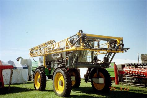 Hagie STS12 sprayer | Sprayers, Monster trucks, Tractors