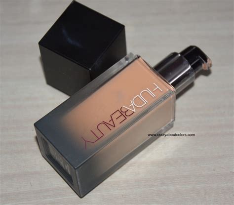 Huda Beauty Foundation: Review - Crazy about Colors